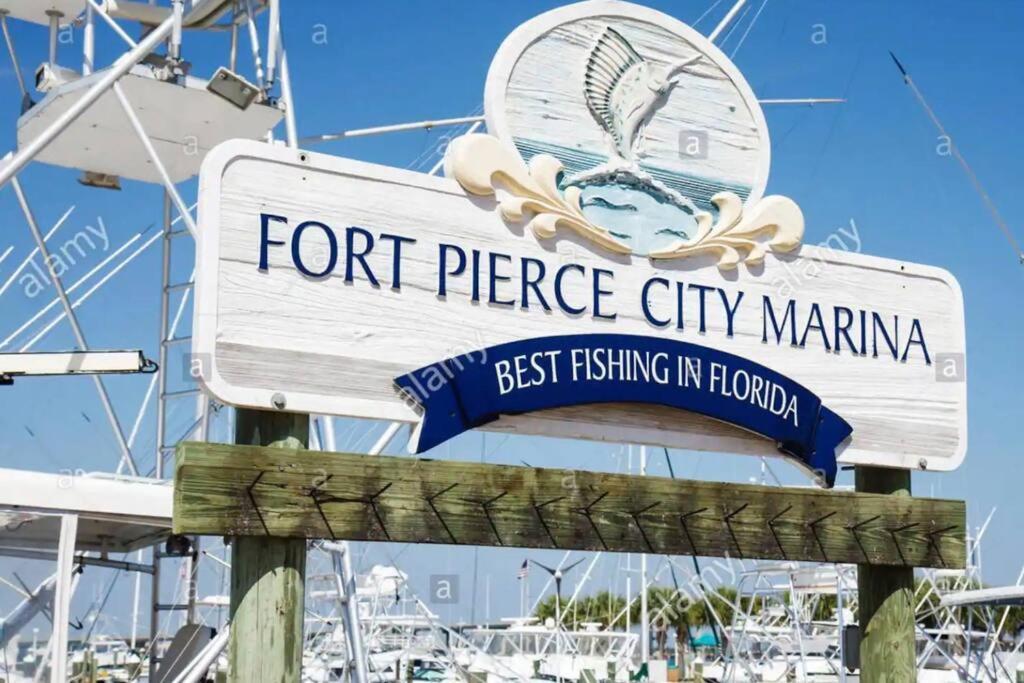 Fort Pierce - 2Bd,2Ba Tropical Surfside Retreat Bagian luar foto