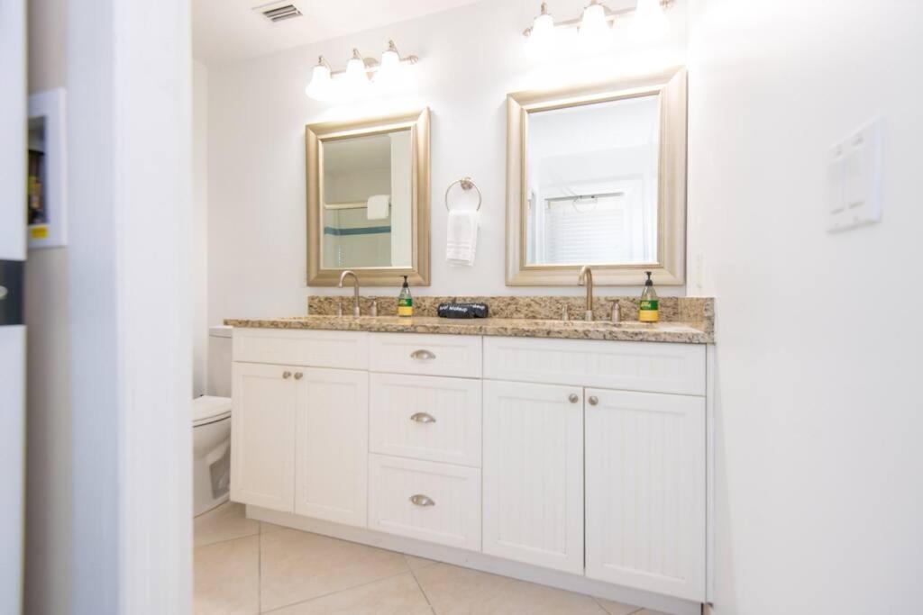 Fort Pierce - 2Bd,2Ba Tropical Surfside Retreat Bagian luar foto