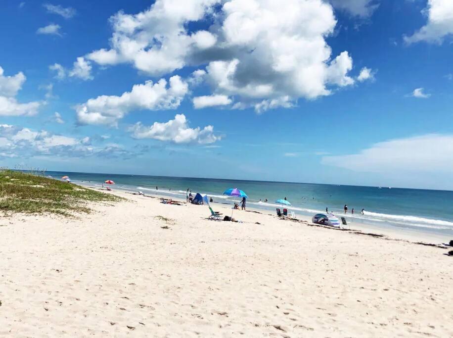 Fort Pierce - 2Bd,2Ba Tropical Surfside Retreat Bagian luar foto